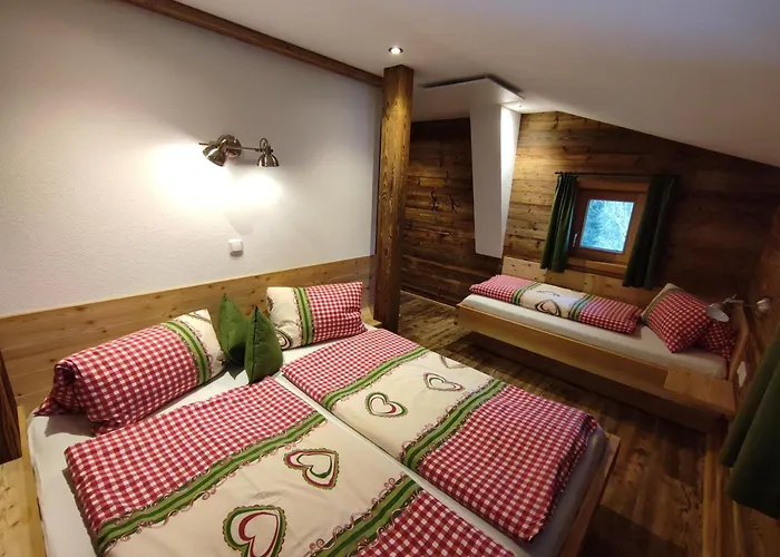 Дом отдыха Strauss *